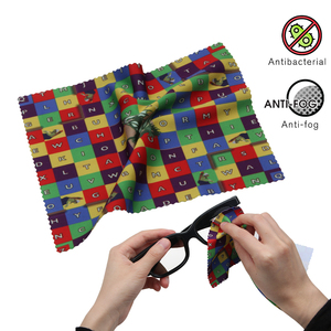 Paño de Limpieza de Microfibra de Alta Calidad para Limpiar Gafas de la Forma de la Manera que se Lleva, Elimina Bacterias y Polvo, con Logotipo - Product Image 1