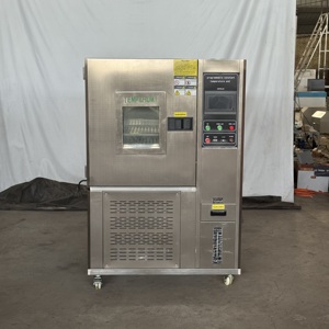 Chambre à climat constant industrielle, chambre à contrôle d'humidité programmable, machine d'essai de résistance aux intempéries à changement de température rapide - Product Image 4