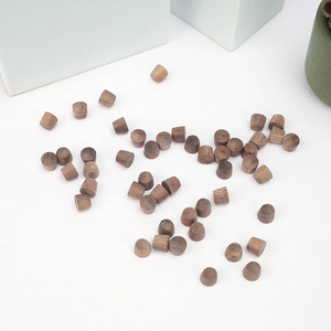 Bouchons en <span class=keywords><strong>bois</strong></span> ronds personnalisés bouton champignon bouchons à tête ronde plate en <span class=keywords><strong>bois</strong></span> pour couvercles de trous de vis accessoires de meubles de couvercle artisanal - Product Image 3