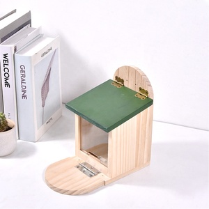 Caja alimentadora de <span class=keywords><strong>ardilla</strong></span> de madera <span class=keywords><strong>con</strong></span> cubierta verde Comederos de <span class=keywords><strong>ardilla</strong></span> para jardín exterior Caja de Casa de alimentación de <span class=keywords><strong>ardilla</strong></span> - Product Image 4