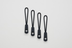 Estrattore di corde in Silicone resistente in stile diretto dalla fabbrica personalizzabile per accessori di abbigliamento in PU o PVC - Product Image 6