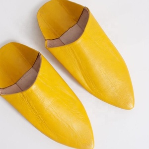 Delle donne e degli uomini Giallo Marocchino <span class=keywords><strong>In</strong></span> Pelle Babouche pantofole - Product Image 2