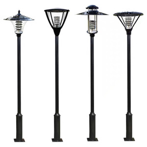 Lampadaire solaire extérieur en fer pour jardin, abat-jour en verre LED, blanc chaud 2700K, IP66, ampoule A19 non amovible, AC 220V - Product Image 2