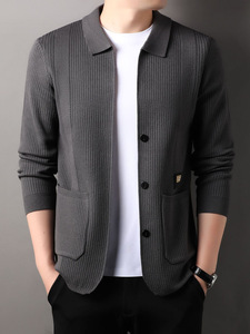 2026 Herren Regular-Sleeve Cardigan mit einfarbigem Muster, maßgeschneidert, atmungsaktiv, 100 % Polyester, Herbst-Strickjacke, Freizeitmantel mit eckigem Kragen - Product Image 4