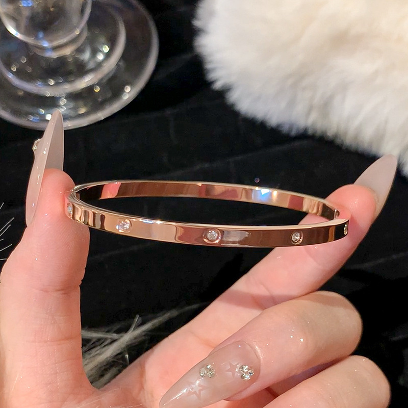 [9] or rose dix diamant