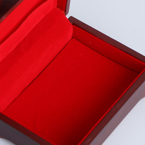 Yuka Jewelry <b>Box</b> Rectangle 0.8cm <b>Vintage</b> Engraved Red Velvet Interior For Storage - Product Image 3