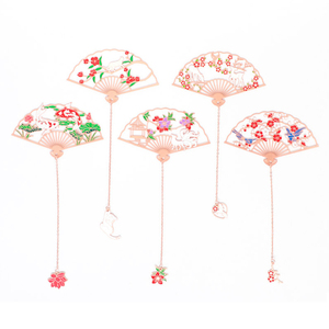 Marque-pages en métal personnalisé 3D mignon en acier inoxydable Anime Sublimation Signets promotionnels magnétiques en métal personnalisés - Product Image 1