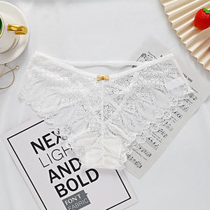 Culotte Triangle Femme Sexy Taille Moyenne en Dentelle Creuse à Bretelles Croisées Grande Taille – Nouvelle Collection Très Demandée - Product Image 4