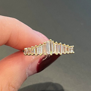 Anello Scintillante da Donna, Stile Minimalista di Lusso, Impilabile, Accessorio Moda per Dito, Idea Regalo - Product Image 3
