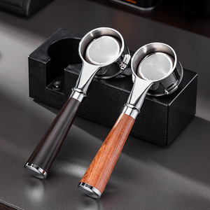Porte-filtre Kafei Shi en acier inoxydable 304 avec poignée en bois massif, fond plat sans fond pour machine à expresso - Product Image 3