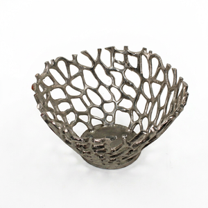 High Quality Premium Design Decorative Serving Bowl For Fruit Salad And Home Table Luxury <b>Silver</b> Metal Fruit Salad Serving Bowls - Product Image 1