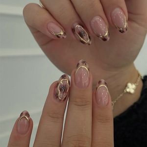 Faux ongles autocollants OEM 3D stéréo en feuille d'or, forme amande, imprimé écaille de tortue et léopard, style rétro automne-hiver, pour <span class=keywords><strong>manucure</strong></span> prête à poser - Product Image 4