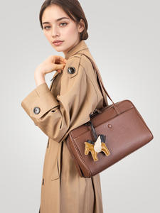 Sac fourre-tout vintage pour femme en <span class=keywords><strong>cuir</strong></span> de vachette véritable avec double fermeture éclair, design portable et doublure en polyester - Product Image 6