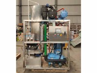 Machine à glaçons en flocons commerciale automatique à refroidissement rapide par eau, moteur haute précision, capacité de stockage de 500 kg pour la congélation et la conservation