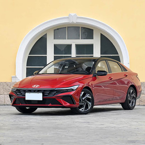 Hyundai Elantra LUX 2023 Abordable, Quasi-Neuf, Prix Compétitif, Grande Valeur, Faible Entretien - Product Image 4