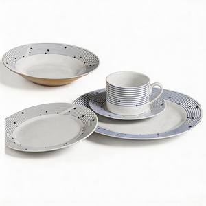 Juego de <span class=keywords><strong>Vajilla</strong></span> de Porcelana Moderna de Alta Calidad Harvit HYPR-A022, Diseño de Última Generación, <span class=keywords><strong>Vajilla</strong></span> China de Guangxi al por Mayor - Product Image 3