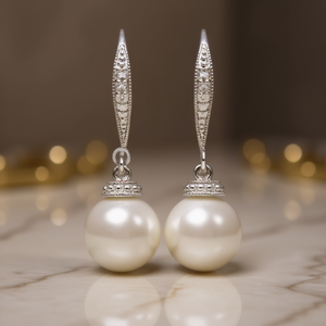 Orecchini Pendenti E960 in Oro Bianco con Perle Akoya, Montatura in Oro 18K, Perle Coltivate Rotonde, Gioielli Classici da Sposa per Donna - Product Image 2