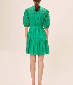 Mini robe décontractée courte à manches bulle personnalisée de haute qualité avec glands et ceinture brodés pour femmes - Product Image 3