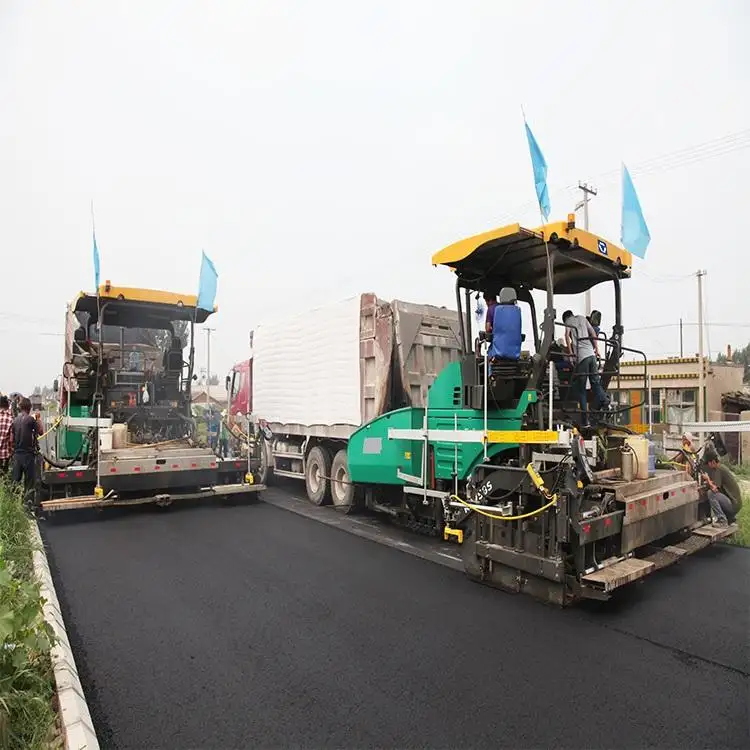 RP1655T 16.5M Road Paving Machine For Cement Concere Asphalt Pavement with Good Performance
