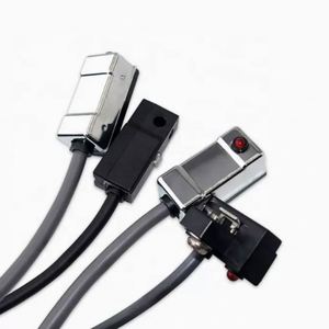 Salida NPN <span class=keywords><strong>Sensor</strong></span> de proximidad Detector Interruptor Sensores Inductivos Cilindro de metal Sensores magnéticos de inducción - Product Image 1