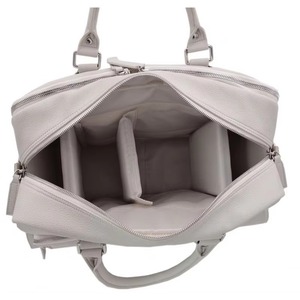 Sac bandoulière pour appareil photo en cuir vegan imperméable pour femme, fabriqué en usine BSCI - Product Image 5