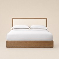 Lit double moderne en bois avec plateforme, cadre de lit, sommier et tête de lit rembourrée en tissu crème, mobilier de chambre d'hôtel