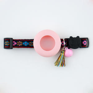 Precios con descuento al por mayor <span class=keywords><strong>Pet</strong></span> Ubicación específica rastreador protección Bordado Flor Collar para mascotas - Product Image 1