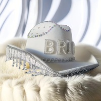 Chapeau de cowboy bohème blanc en gros avec perles et strass, franges, pour enterrement de vie de jeune fille, mariage, chapeaux de fête personnalisés pour femmes