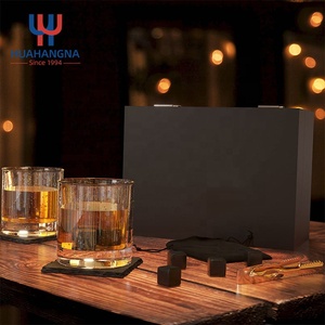 Juego de 2 Vasos de Whisky de Cristal, Vasos Old Fashioned con Piedras Enfriadoras <span class=keywords><strong>y</strong></span> Pinzas, en Caja de Regalo de Madera - Product Image 6