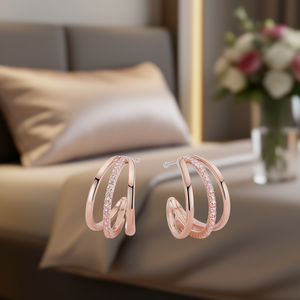 Orecchini a Cerchio Geometrici E2797 in Oro Rosa con Cristalli e Strass, Lussuosi per Uso Quotidiano Femminile - Product Image 2