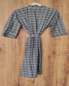 Robe Kimono Imprimée à la Main en Coton à Motifs Floraux Respirante à Manches Longues – Vêtement de Nuit pour Femme – Fournisseur en Gros - Product Image 2