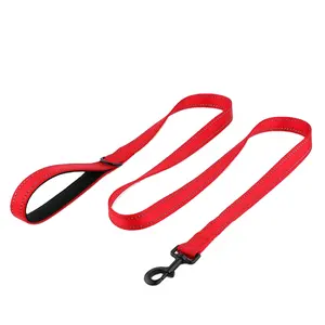 Mềm Neoprene Độn Xử Lý Oem Dog Leash Chất Liệu Với Hai Tay Cầm