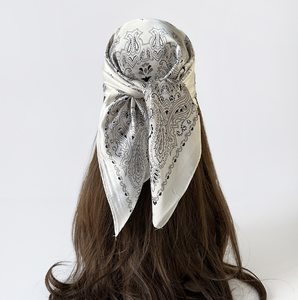 Hijab en mousseline de soie pour femmes, imprimé floral, léger, long, pour un usage quotidien, toutes saisons - Product Image 1