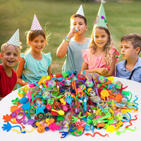 Oem 300Pcs Feestartikelen Voor Kinderen Speelgoed Assortiment Pinata Filler Verjaardagscadeau Prijzen Doos Speelgoed Beloont Bulk Speelgoedpakketten