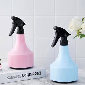 Pulverizador Manual de Mano Nordic Wind de 500 ml, Color Caramelo, Plástico, Control de Flujo Variable, Manguera de 1.5 m, para Jardinería y Lavado de Autos - Product Image 3