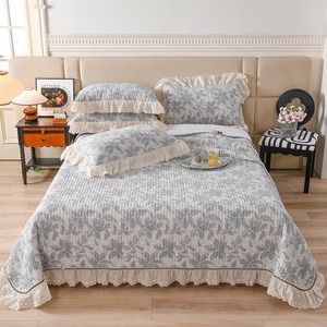 <span class=keywords><strong>Copriletto</strong></span> floreale trapuntato per letto matrimoniale con Ruffled <span class=keywords><strong>grigio</strong></span> originale in lino con stampa retrò <span class=keywords><strong>copriletto</strong></span> trapuntato - Product Image 1