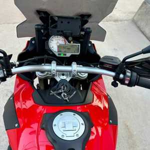 Motocicleta Deportiva de Aventura S1000XR, Totalmente Original. Motor de <span class=keywords><strong>1000cc</strong></span>, Cuatro Cilindros en Línea, Refrigerado por Líquido, Frenos Premium, Excelente Estado. - Product Image 4