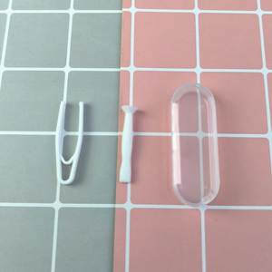 กล่องใส่คอนแทคเลนส์แบบสั่งทำพิเศษจากโรงงาน พร้อมแหนบพลาสติกทรงสี่เหลี่ยมและชุดอุปกรณ์ดูด - Product Image 5