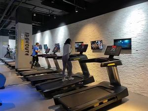 <span class=keywords><strong>Tapis</strong></span> roulant réglable nouvel arrivage Machine Cardio exercice Gym <span class=keywords><strong>tapis</strong></span> roulant <span class=keywords><strong>Matrix</strong></span> <span class=keywords><strong>tapis</strong></span> roulant à vendre - Product Image 3