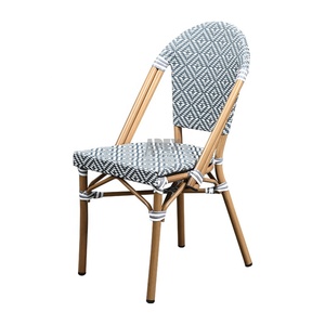 Chaise de bistrot française d'extérieur en <span class=keywords><strong>aluminium</strong></span> et bambou tissé à la main avec finition imprimée pour <span class=keywords><strong>cuisine</strong></span>, véranda, jardin - Product Image 4