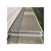 Panneau de plafond en PVC rectangulaire étanche à l'humidité Offre Spéciale 200x9MM pour salle de bain