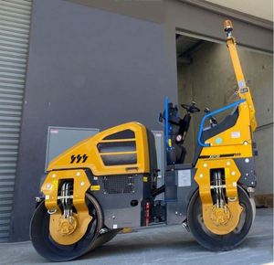 XD120 Tandem Vibratory Roller 3 Ton Double Drum Asphalt Compactor Reliable Kubota Engine Road Construction Machine Ready - Product Image 5