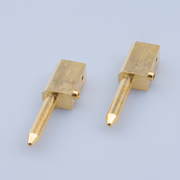 GDTYF – Pointe conique en laiton à base carrée, usinée monobloc, avec trou pour vis de réglage latérale, finition brute, pour gabarit et fixation
