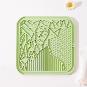 Silicone Pet Tigelas Elegante Slow Food Dot Linha Automática Indoor/Outdoor Quadrado Grande Ventosas Luz Durável para Gatos Cães - Product Image 1