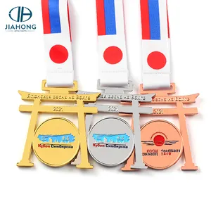 משלוח עיצוב טאקוונדו קראטה ג 'ודו ג' יו ג 'יטסו קונג פו מדליות ספורט מתכת לוגו 3d הולו מתוך זהב כסף ברונזה מותאם אישית מדליות
