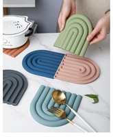 Sous-verres ronds en silicone écologiques modernes, tapis de protection pour la cuisine, accessoires de cuisine arc-en-ciel, tapis de table HMD pour casseroles et poêles chaudes