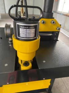 VHB-200A Hydraulic Busbar Processing <b>Machine</b> Industrial Automatic Multi-Functional for Cutting Bending <b>Punching</b> Busbars ≤ 200mm - Product Image 4