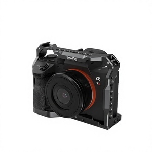 SmallRig Cage pour appareil photo DSLR pour <span class=keywords><strong>Sony</strong></span> A7 III A73 A7M3 avec support griffe froide pour kit caméra <span class=keywords><strong>Sony</strong></span> <span class=keywords><strong>A7III</strong></span> A7RIII A9 2918 - Product Image 1