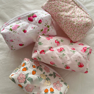Fresh and sweet skincare product <b>storage</b> bag, cute strawberry toiletry bag, portable toiletry bag and <b>makeup</b> bag. - Product Image 4