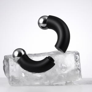 Masseur de globe de glace rafraîchissant de peau de beauté de visage de globes de glace de cri d'acier inoxydable avec la poignée magnétique ergonomique - Product Image 3